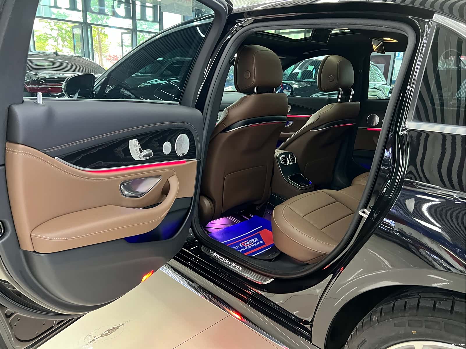 Mercedes-Benz E-Class, 2021 20