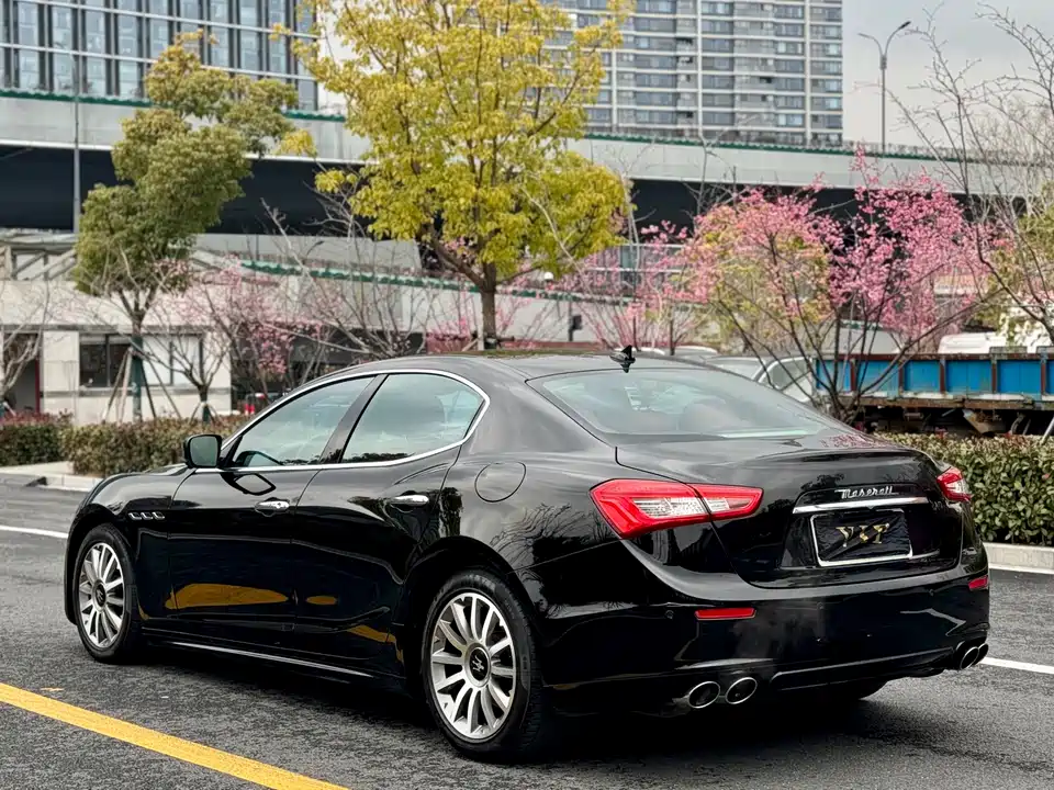 Maserati Ghibli Maserati Ghibli