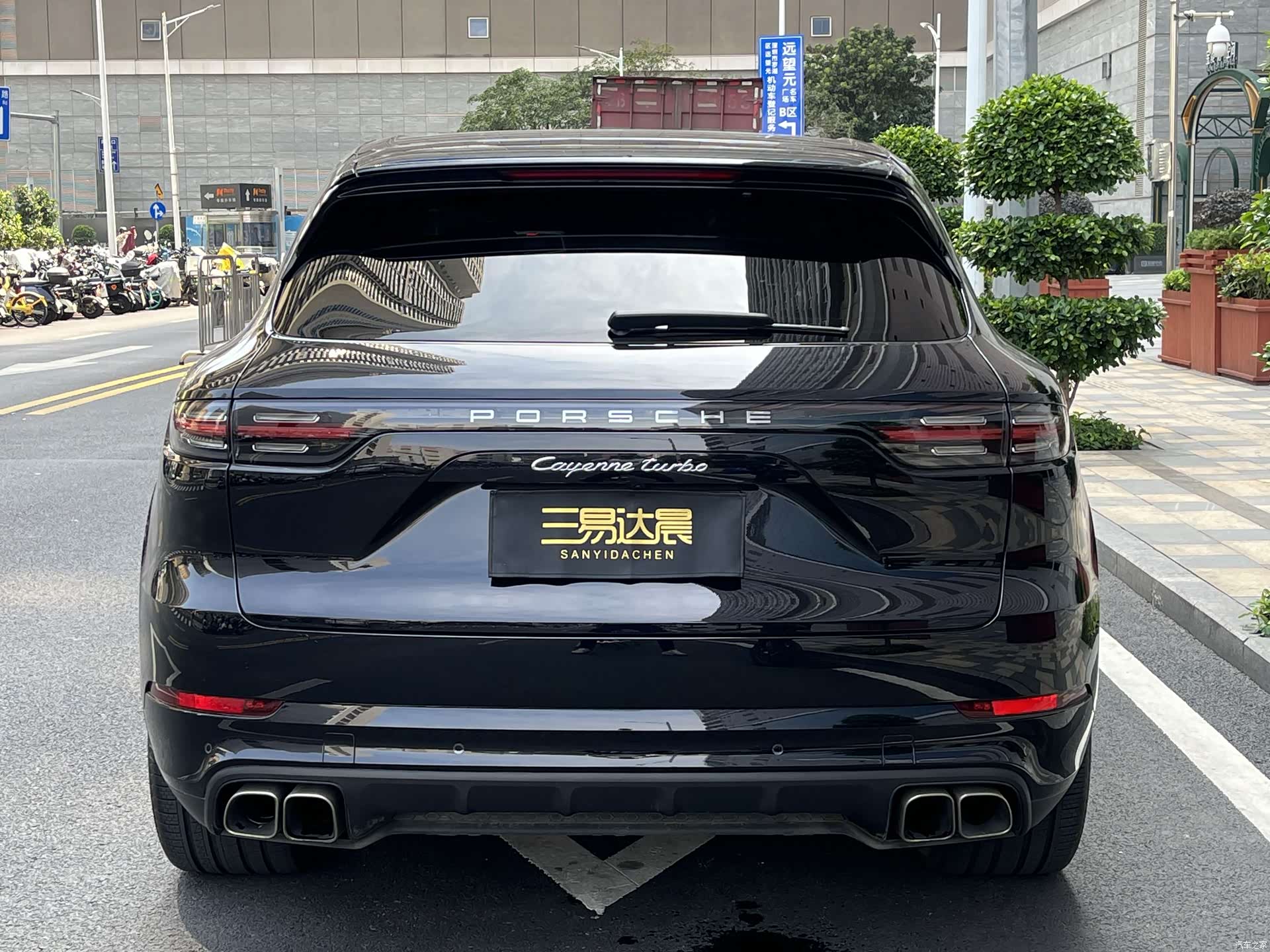 Porsche Cayenne, 2020 все фото