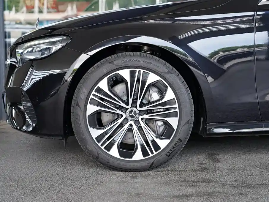 Mercedes-Benz E-class Mercedes-Benz E-class