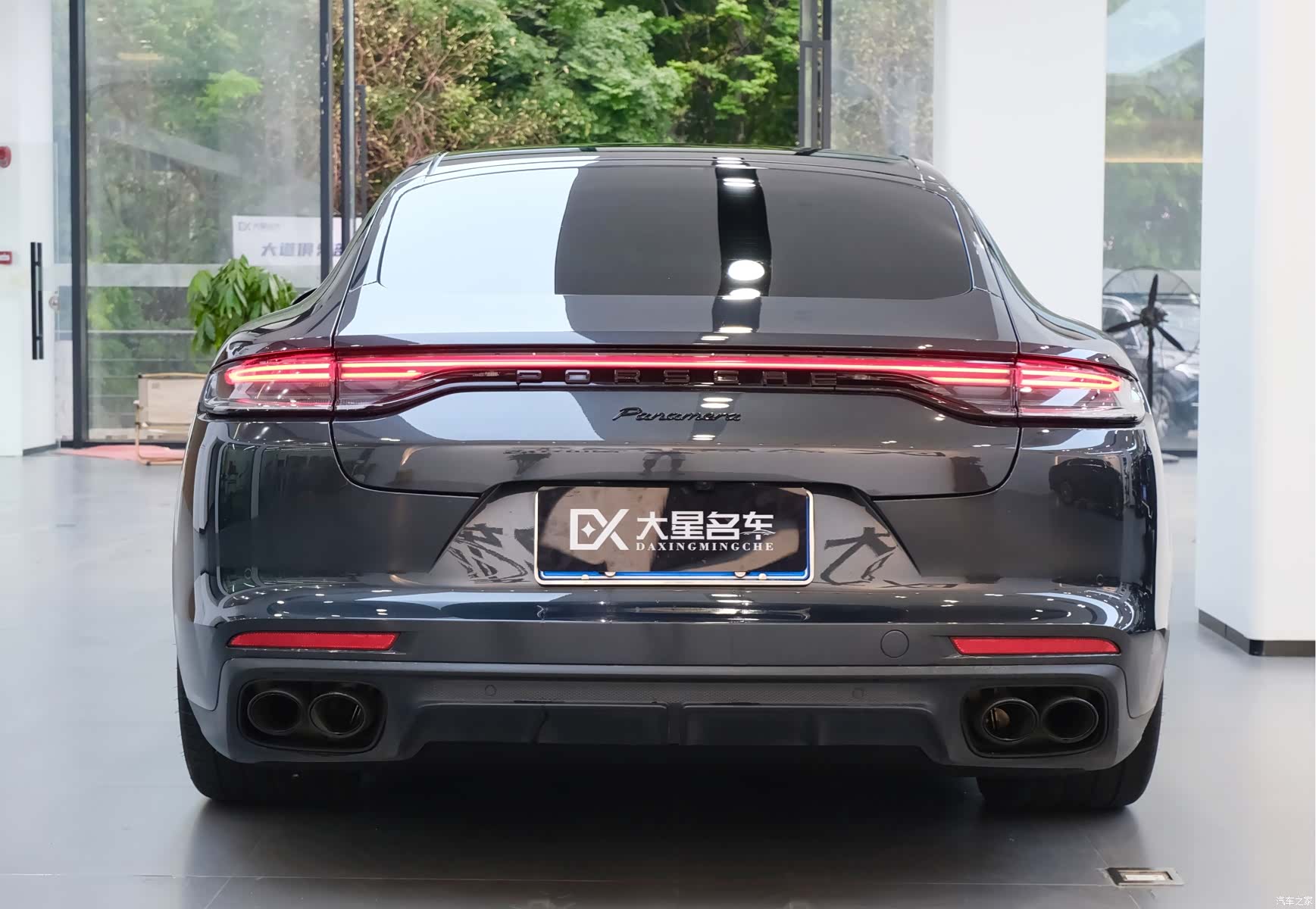 Porsche Panamera, 2023 2