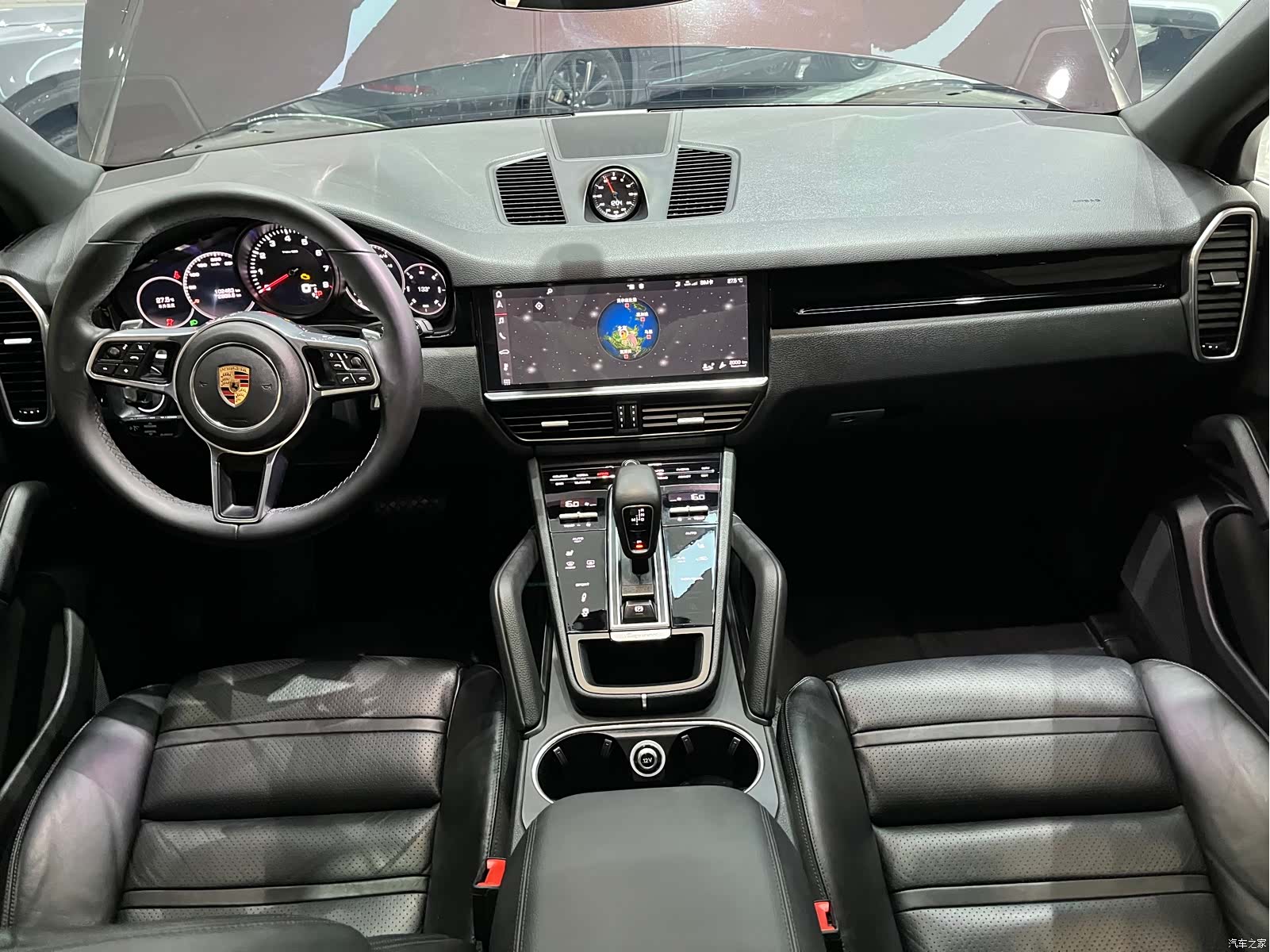 Porsche Cayenne, 2018 8