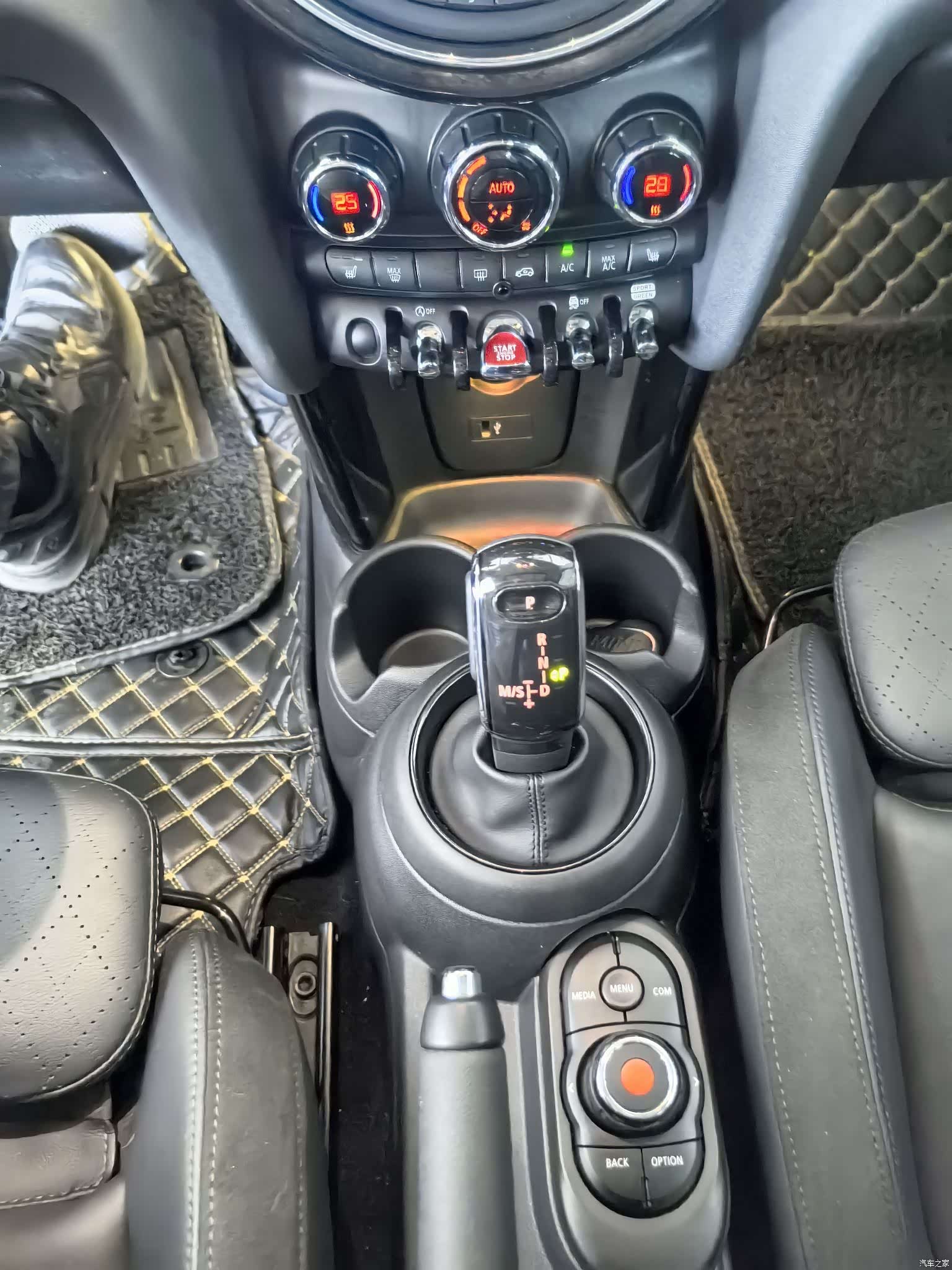 Mini Cooper, 2020 10