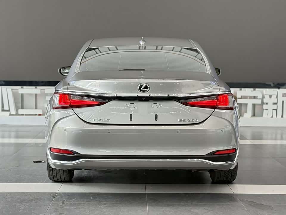 Lexus ES Lexus ES