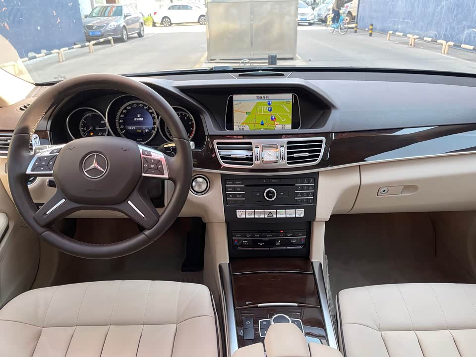 Mercedes-Benz E-class Mercedes-Benz E-class