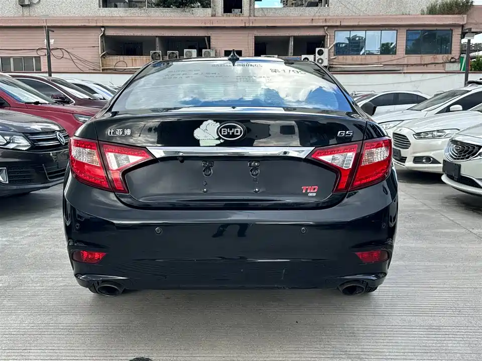BYD G5