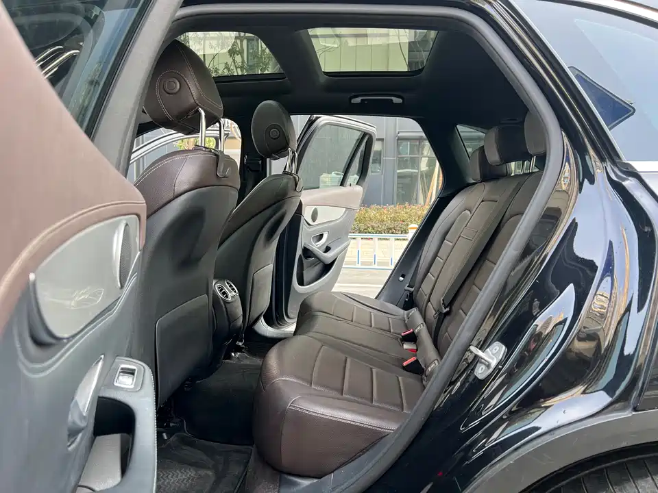 Mercedes-Benz GLC Mercedes-Benz GLC