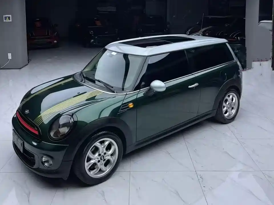 MINI CLUBMAN