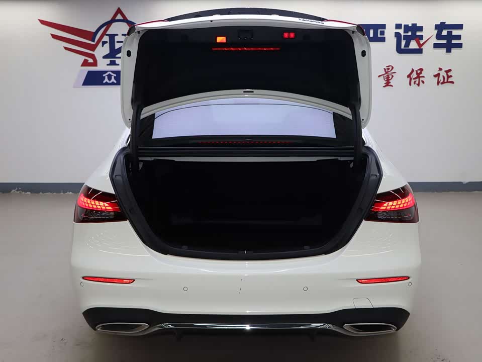 Mercedes-Benz E-class Mercedes-Benz E-class