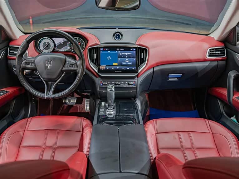 Maserati Ghibli Maserati Ghibli