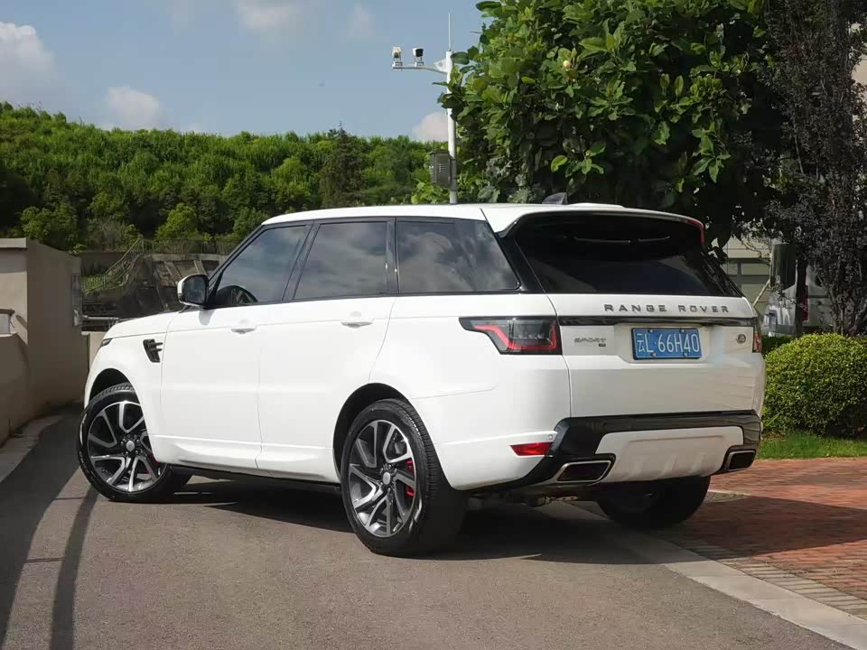 Land Rover Range Rover Sport Land Rover Range Rover Sport