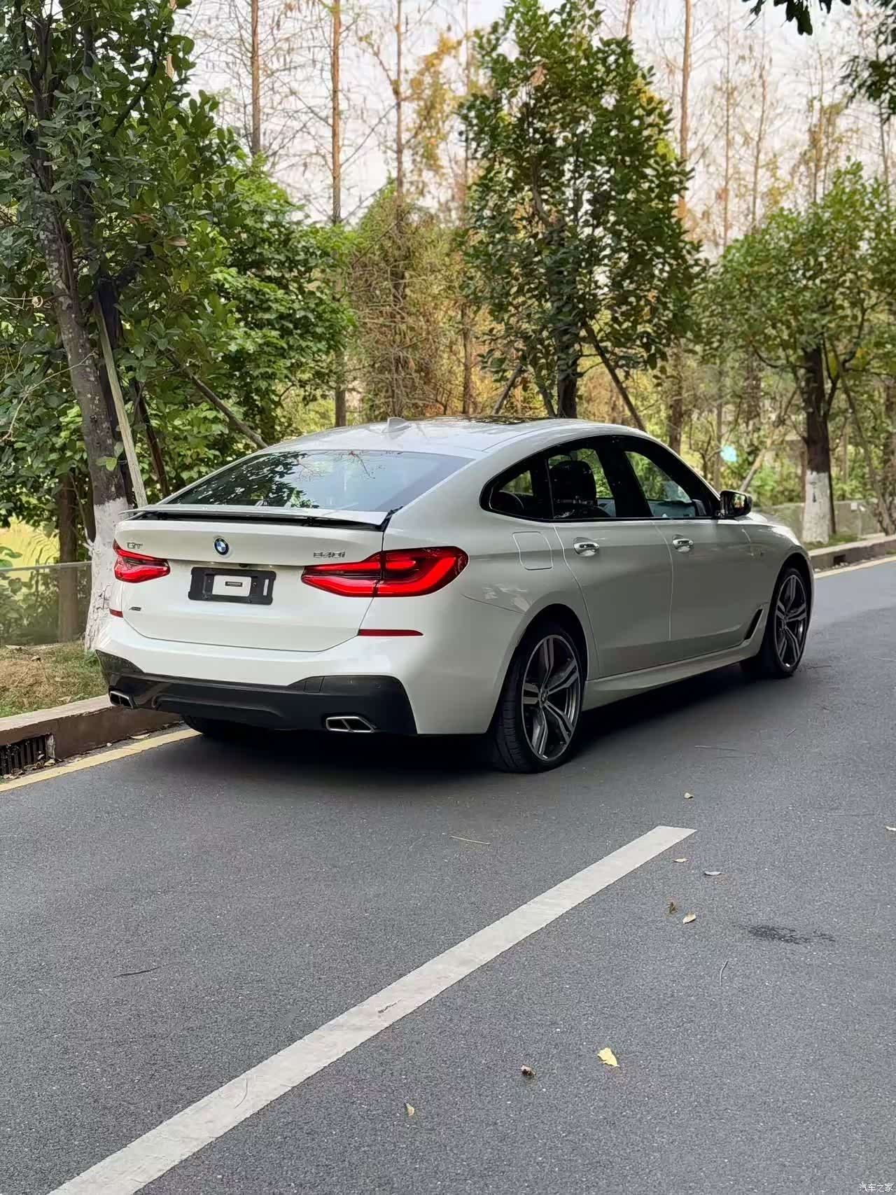 BMW 6 Series GT, 2018 12