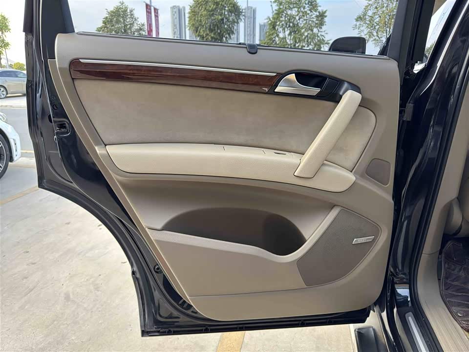 Audi Q7 Audi Q7