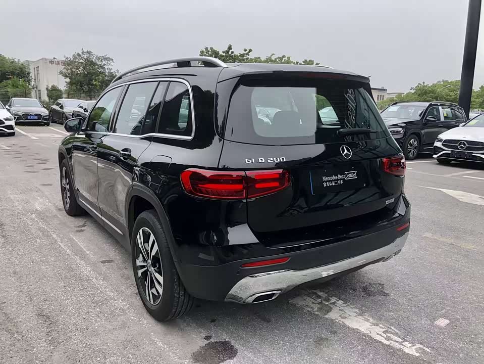 Mercedes-Benz GLB Mercedes-Benz GLB