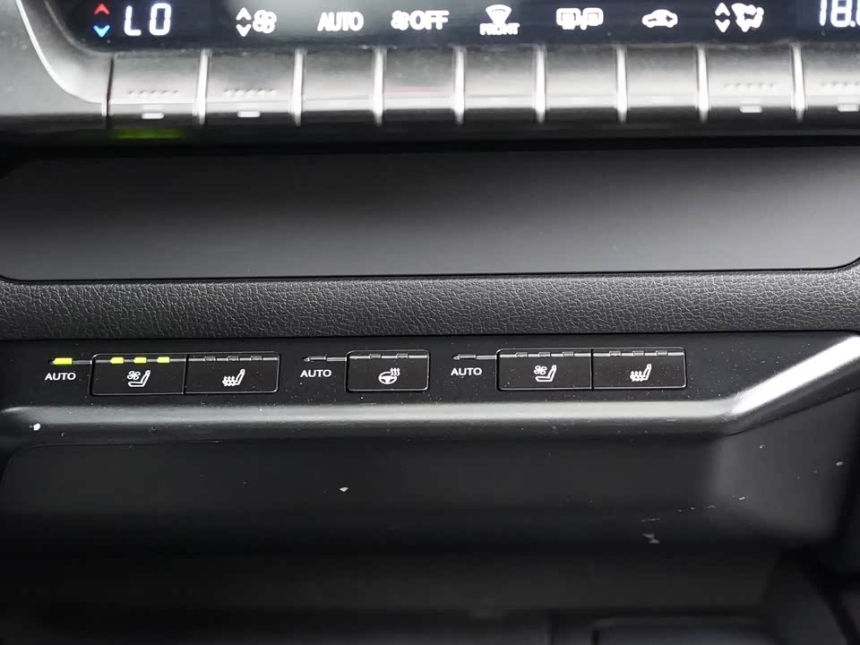 Lexus UX Lexus UX