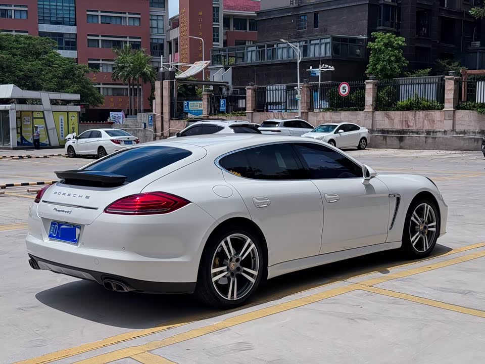 Porsche Panamera Porsche Panamera