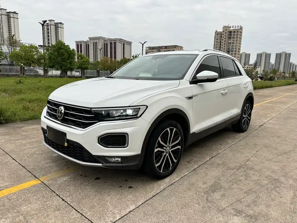 Volkswagen T-ROC exploring Songs