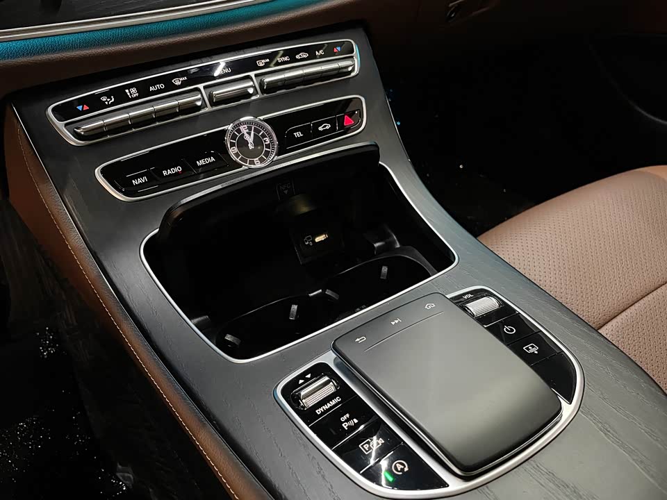 Mercedes-Benz E-class Mercedes-Benz E-class