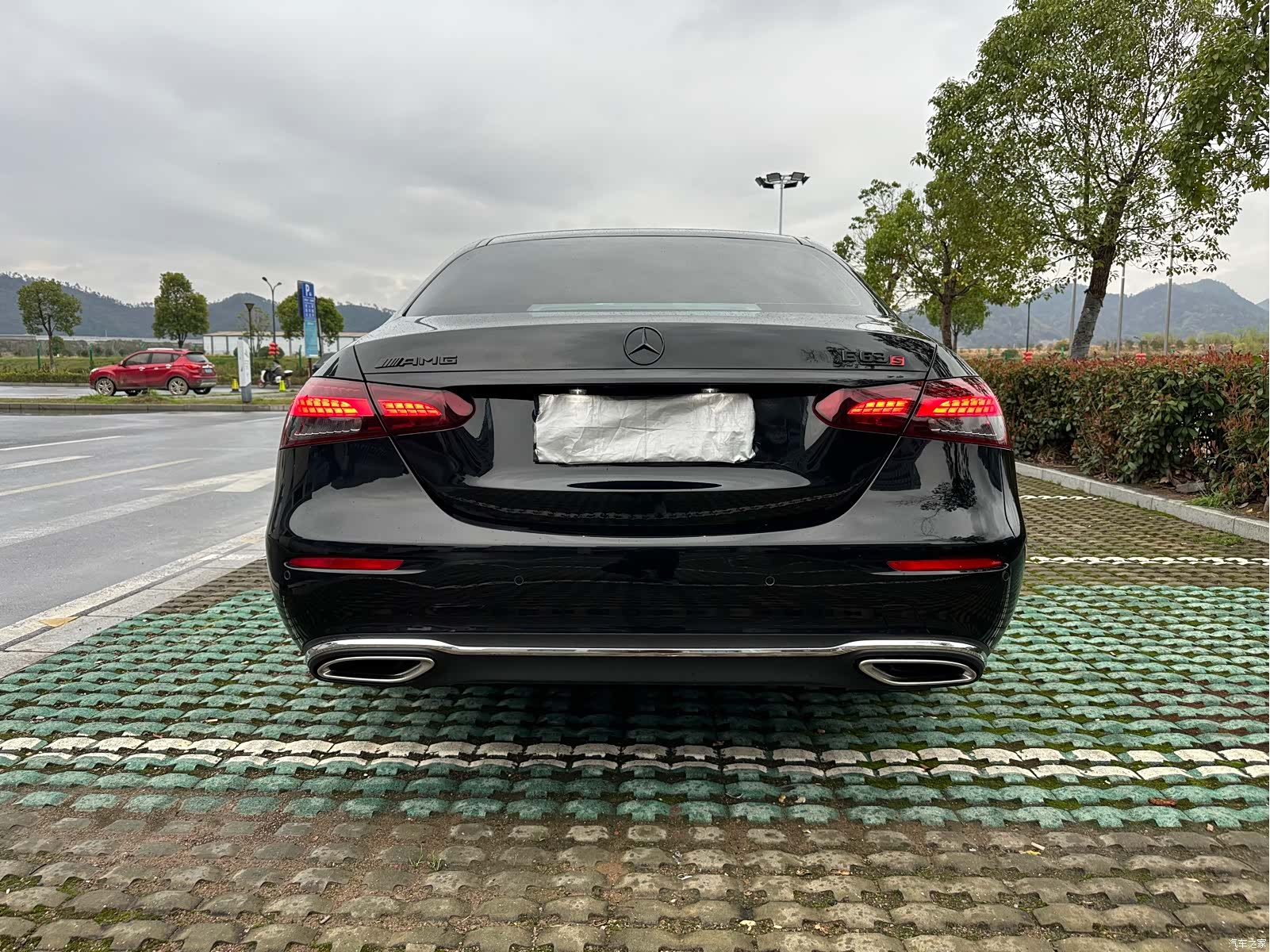 Mercedes-Benz E-Class, 2023 19