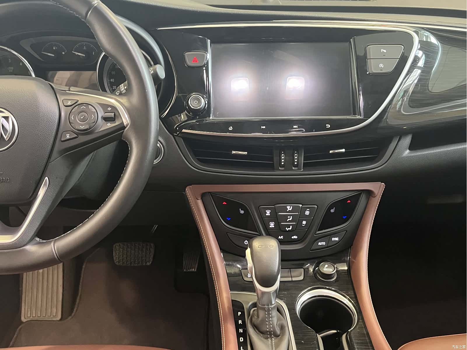 Buick Envision Plus, 2021 9