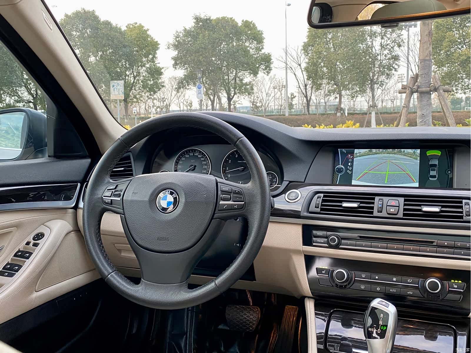 BMW 5 Series, 2012 15