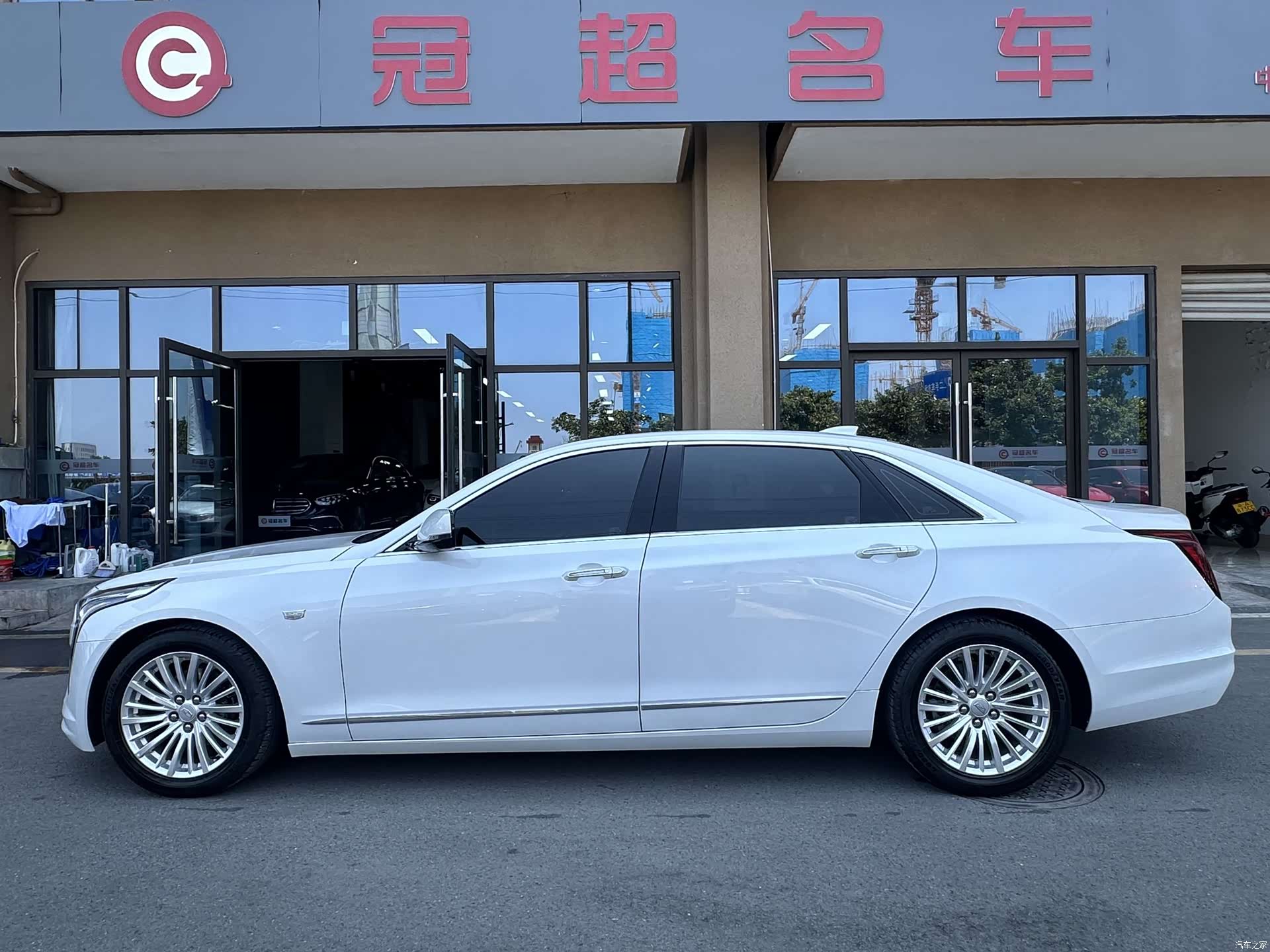 Cadillac CT6, 2021 9