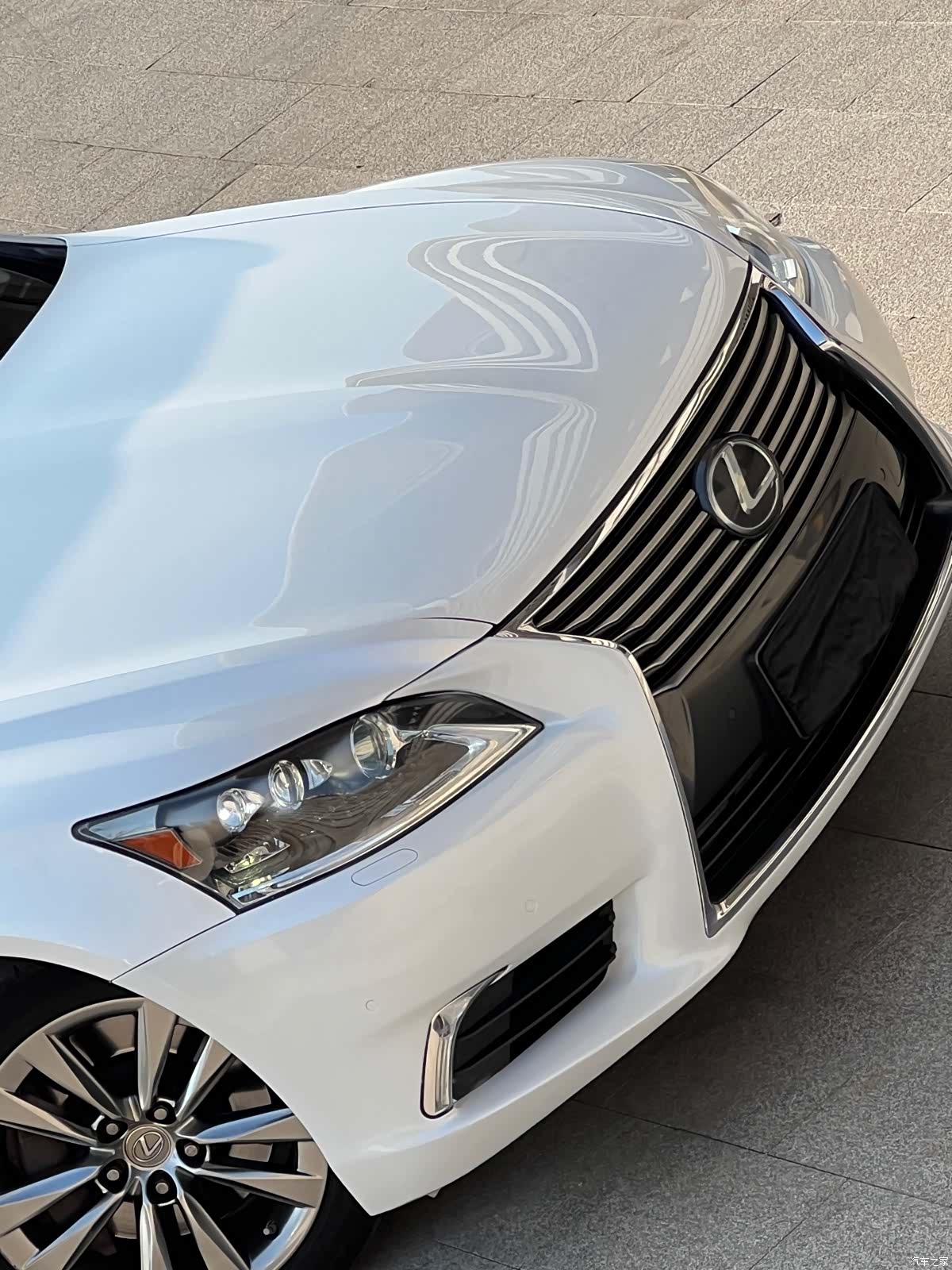 Lexus LS, 2016 9