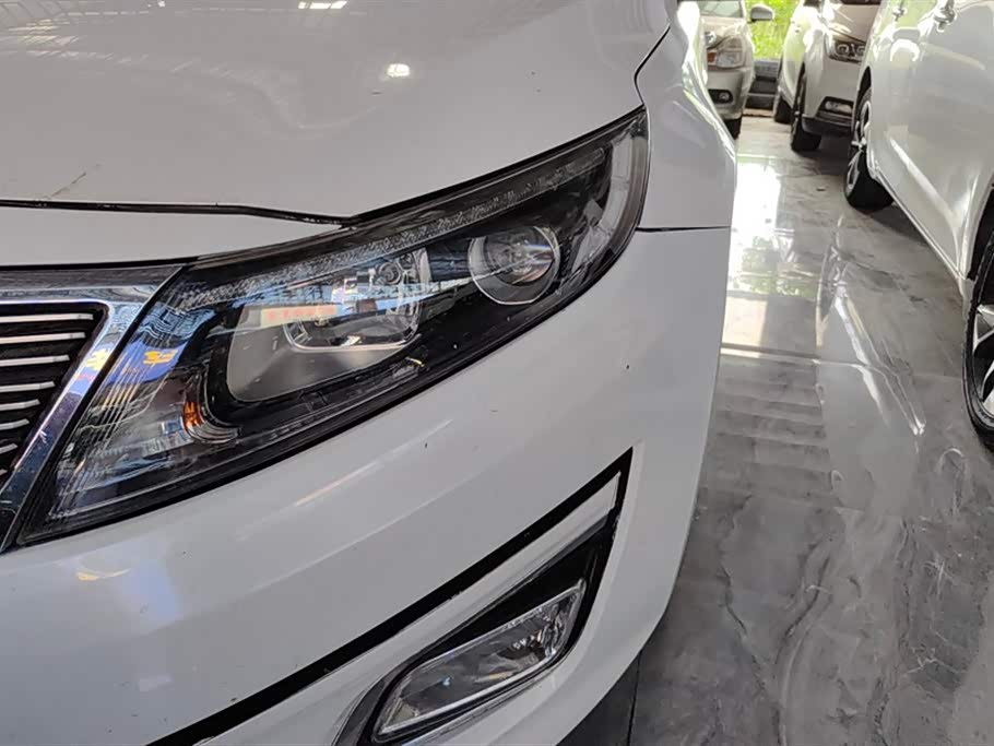 Kia K5 Kia K5