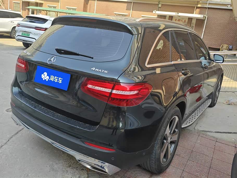 Mercedes-Benz GLC Mercedes-Benz GLC