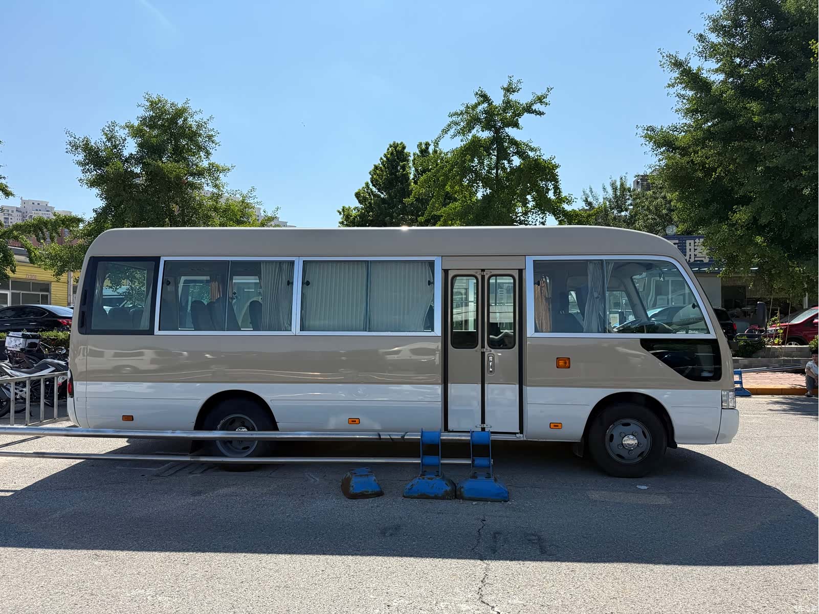 Toyota Coaster, 2009 10