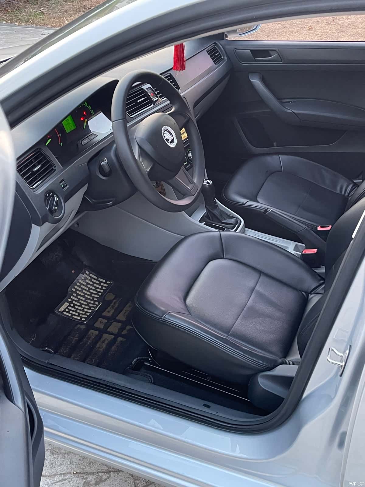 Skoda Rapid, 2016 6