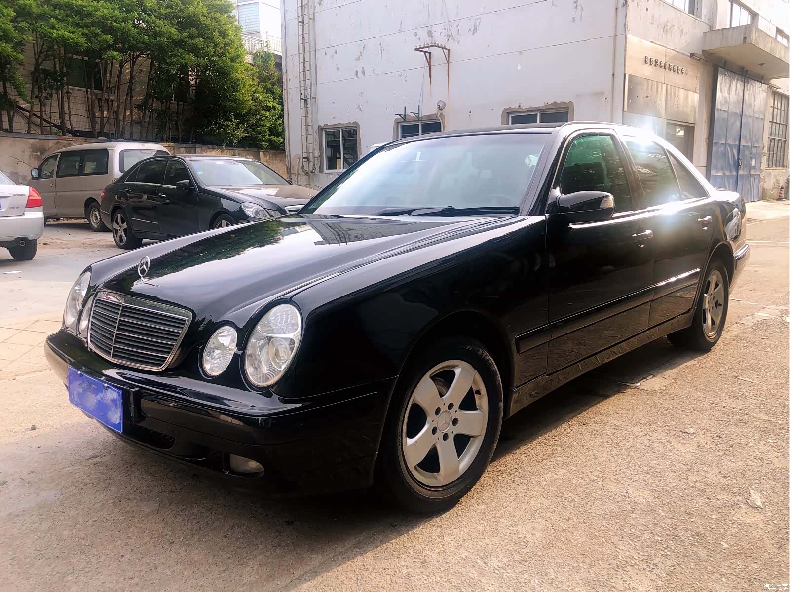 Mercedes-Benz E-Class, 1999 1