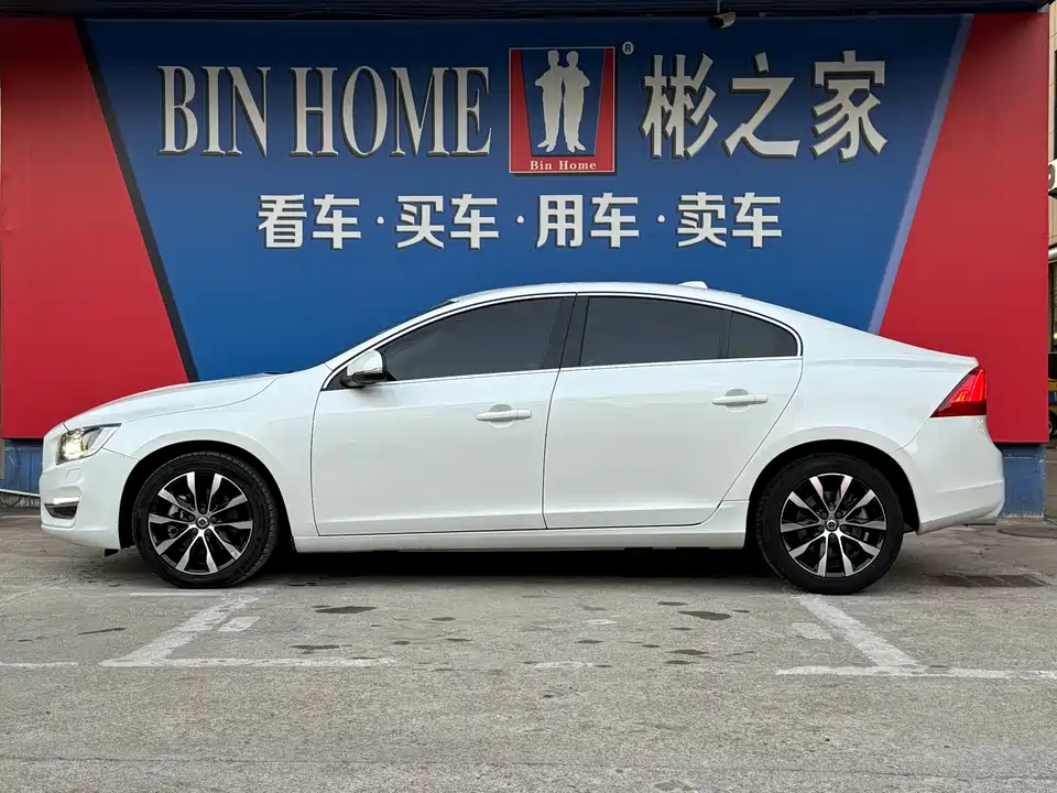 Volvo S60