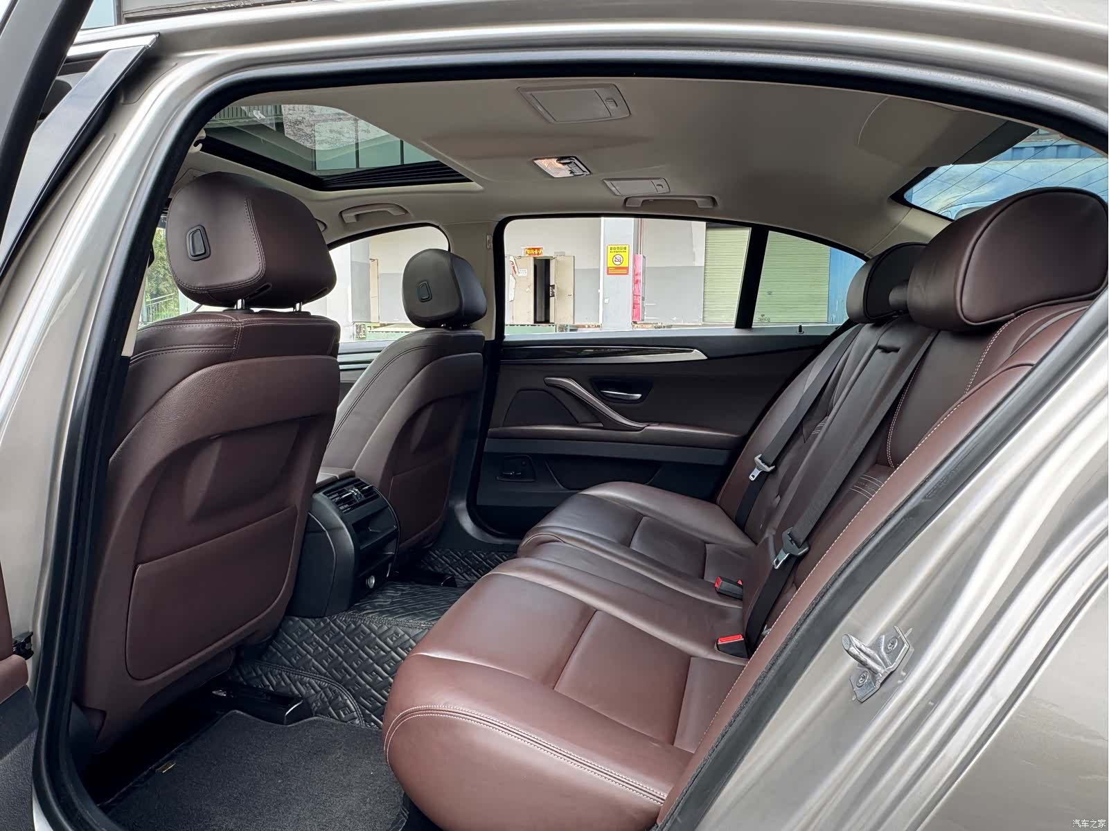 BMW 5 Series, 2017 14