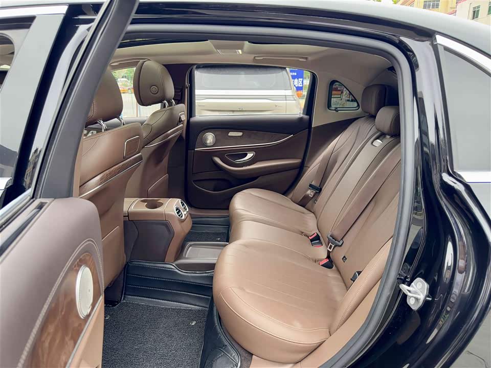 Mercedes-Benz E-class Mercedes-Benz E-class