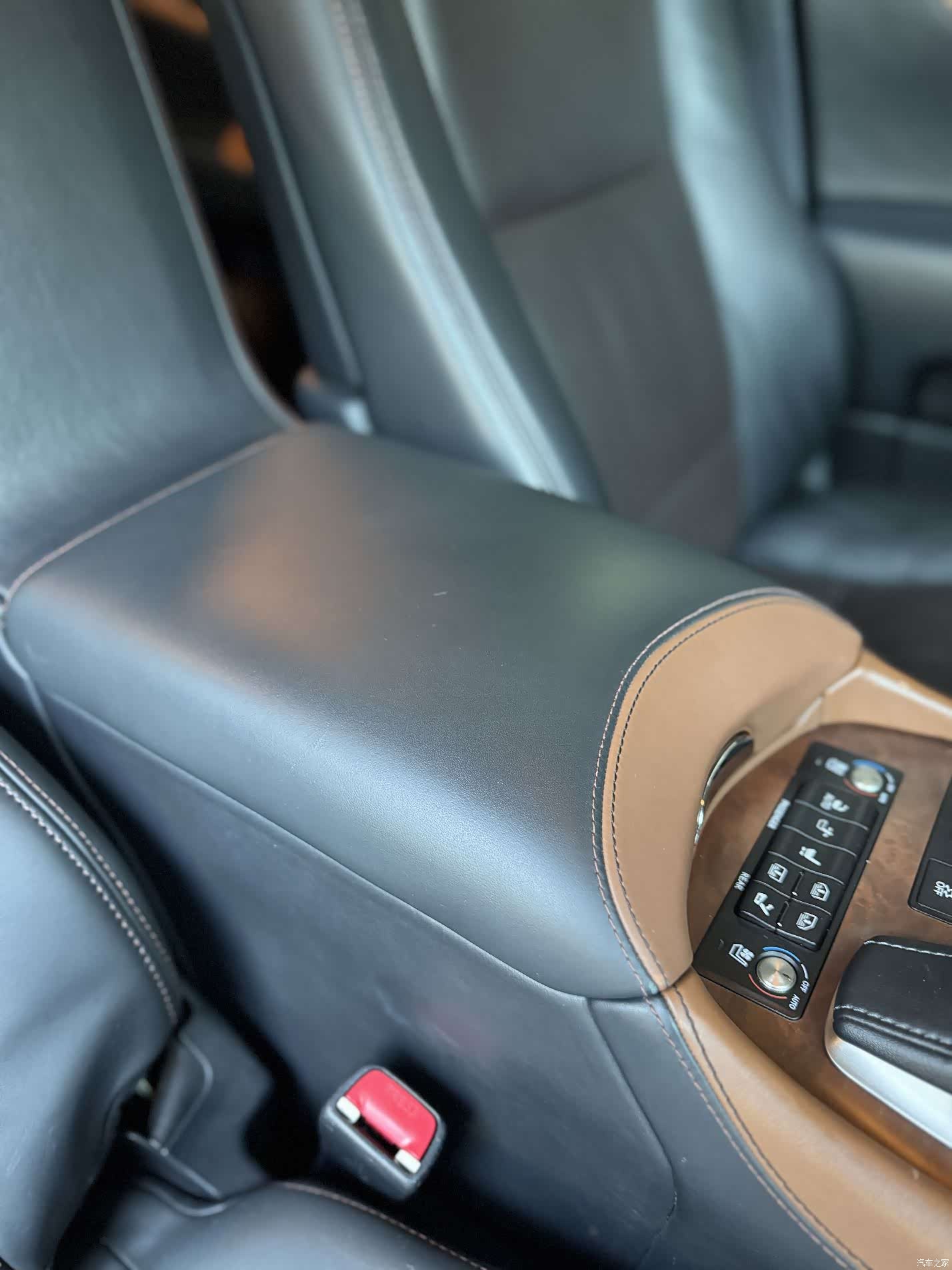 Lexus LS, 2013 29