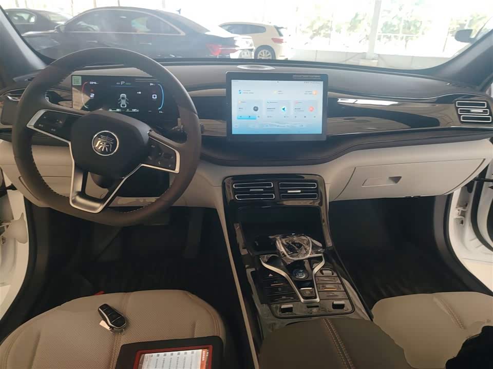BYD Qin Yuan BYD Qin Yuan