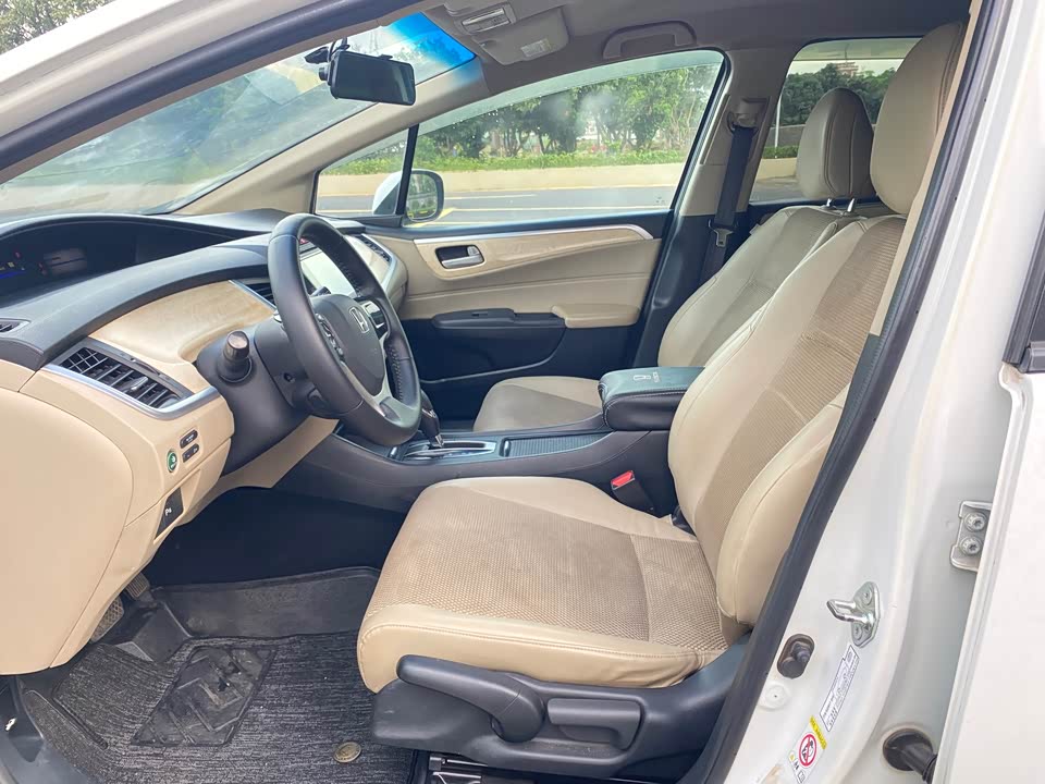 Honda Jade