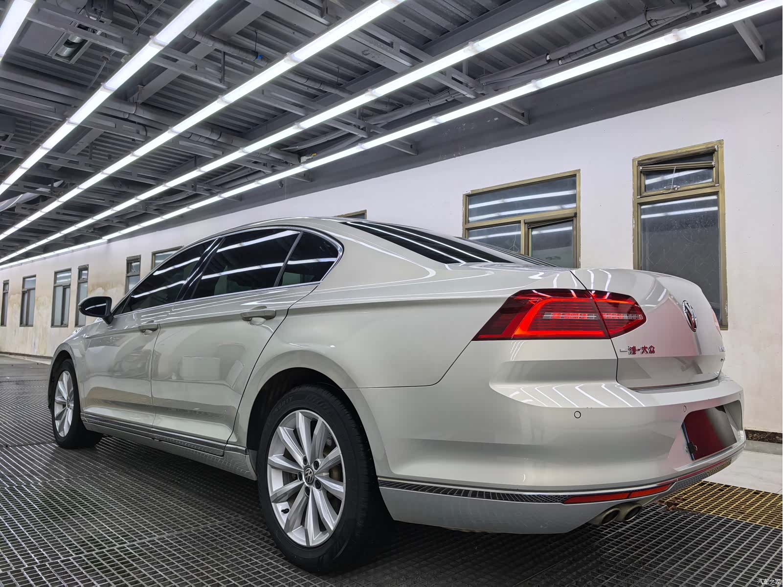 Volkswagen Magotan, 2017 3