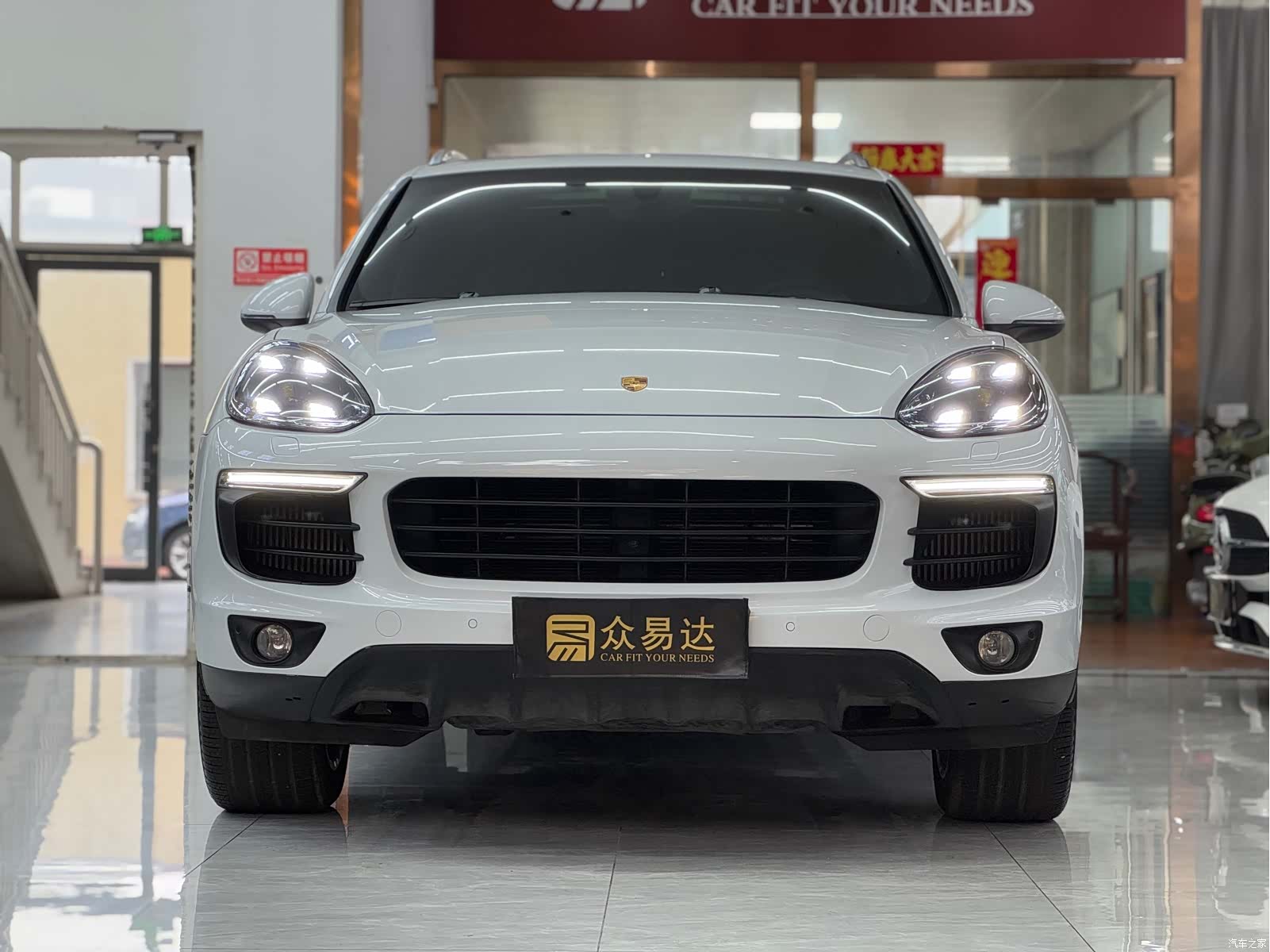 Porsche Cayenne, 2015 все фото