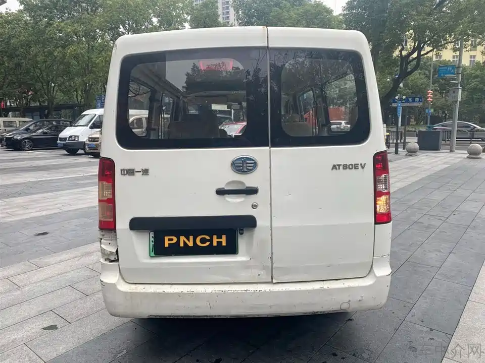 FAW Jiabao V80