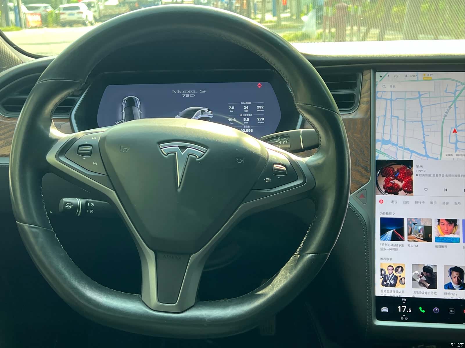 Tesla Model S, 2019 6