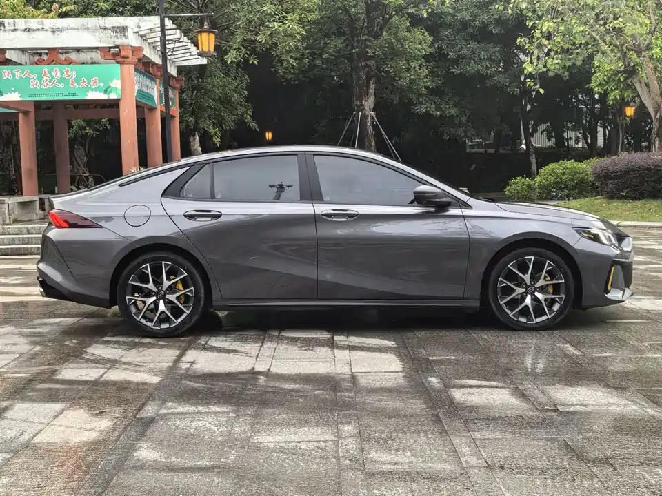 Trumpchi Shadow Leopard
