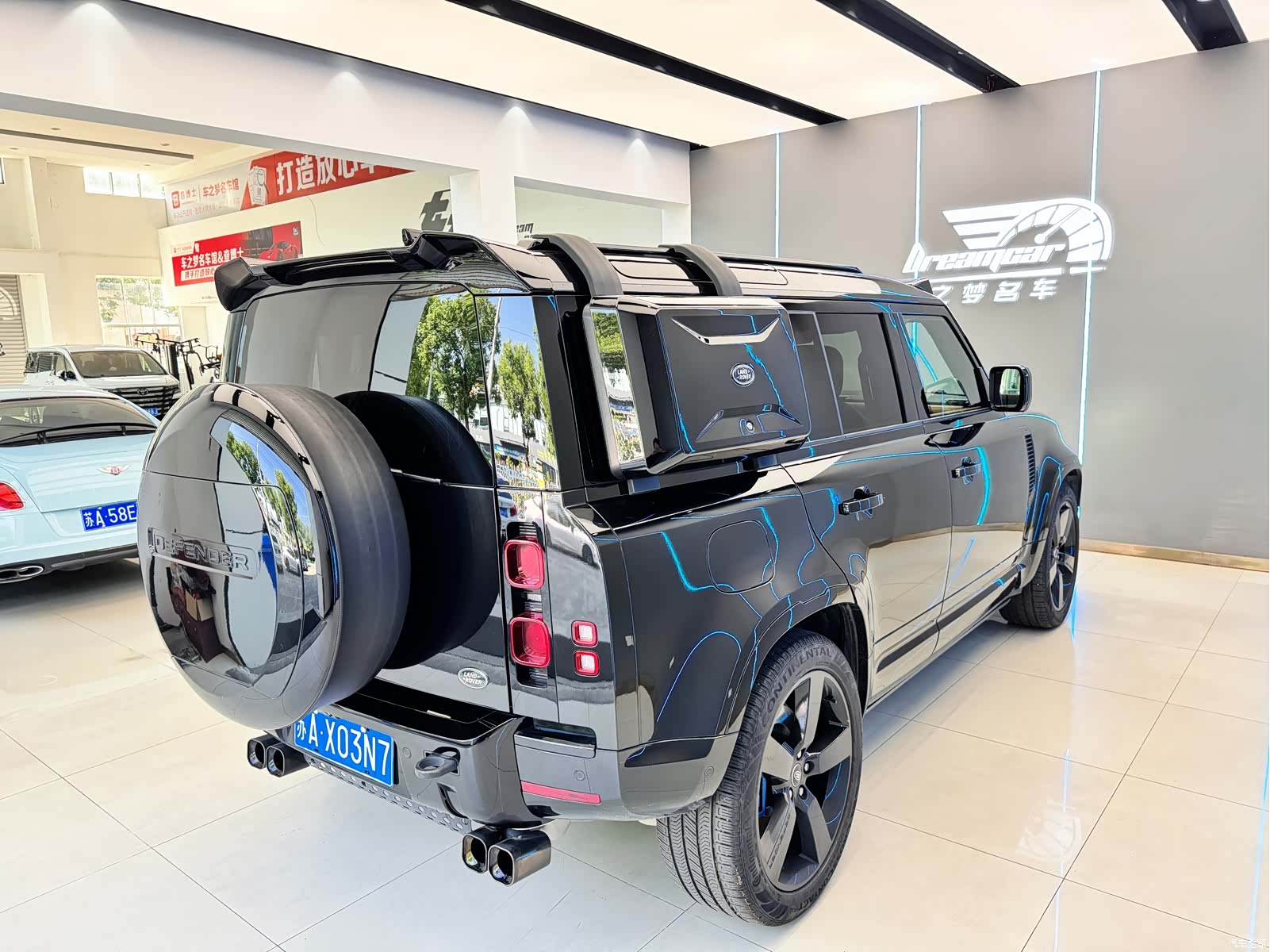 Land Rover Defender, 2023 6