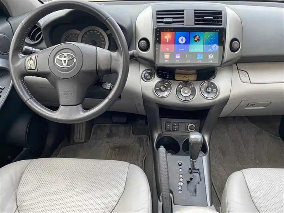 Toyota RAV4 Rongfang