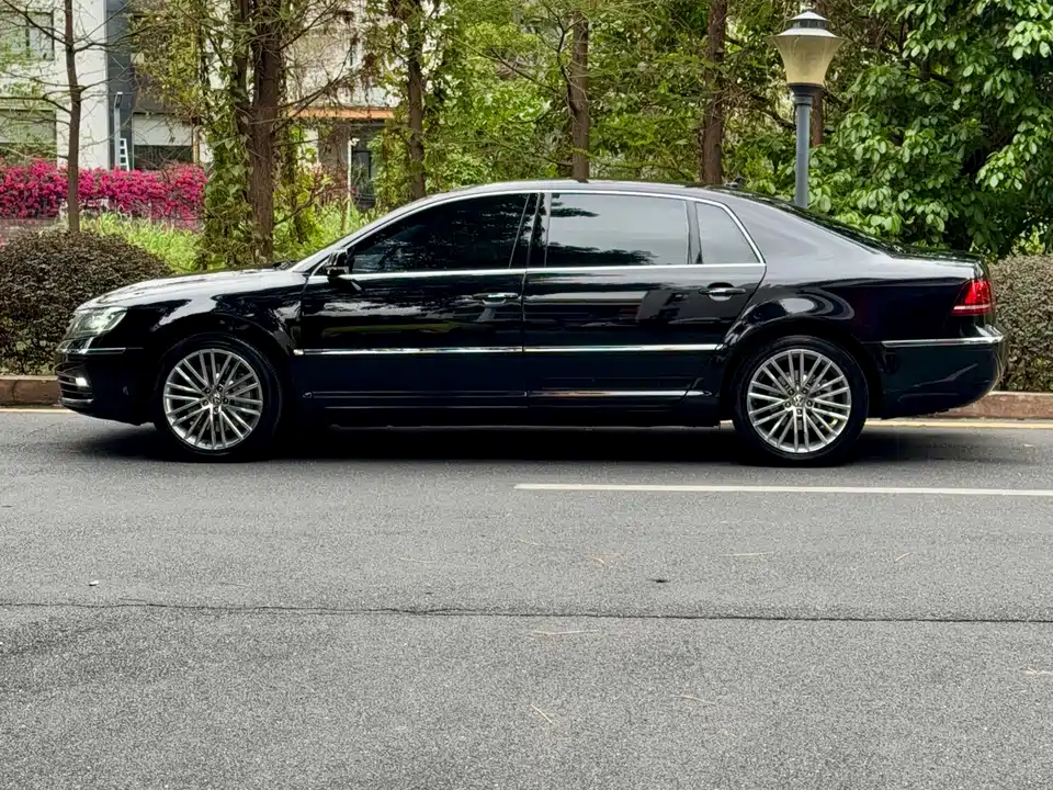 Volkswagen Phaeton