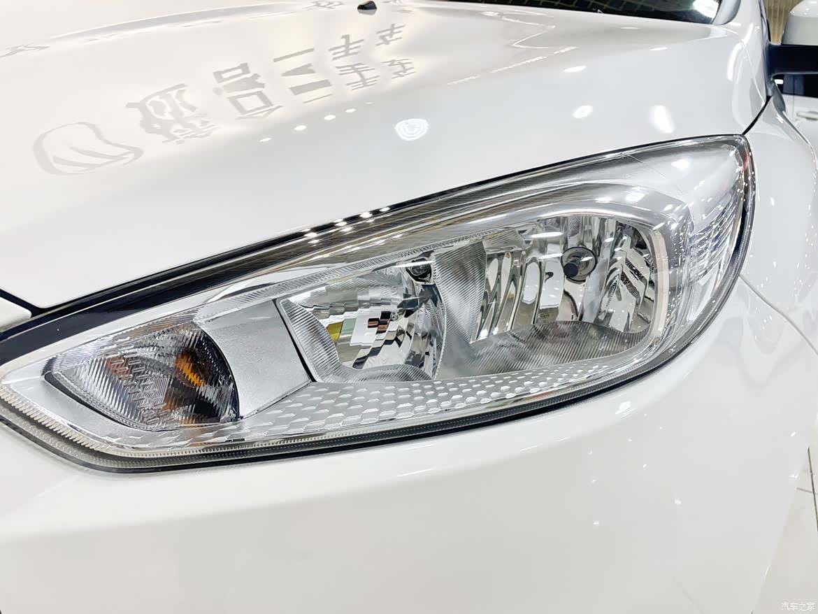 Ford Focus, 2019 8