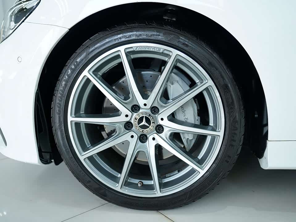 Mercedes-Benz E-class Mercedes-Benz E-class