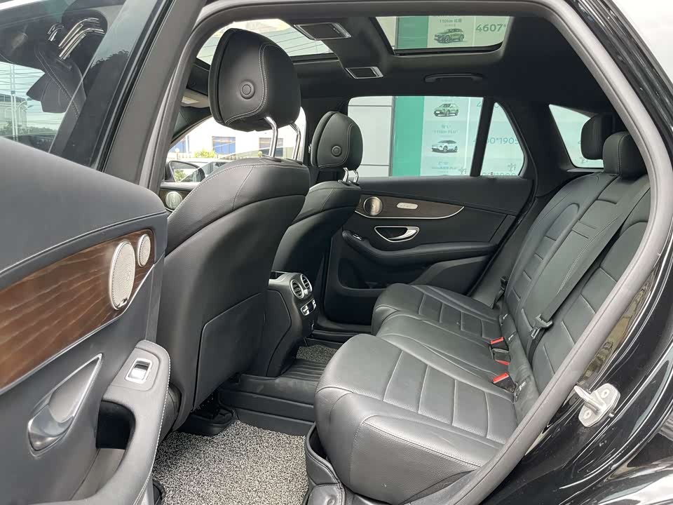 Mercedes-Benz GLC Mercedes-Benz GLC