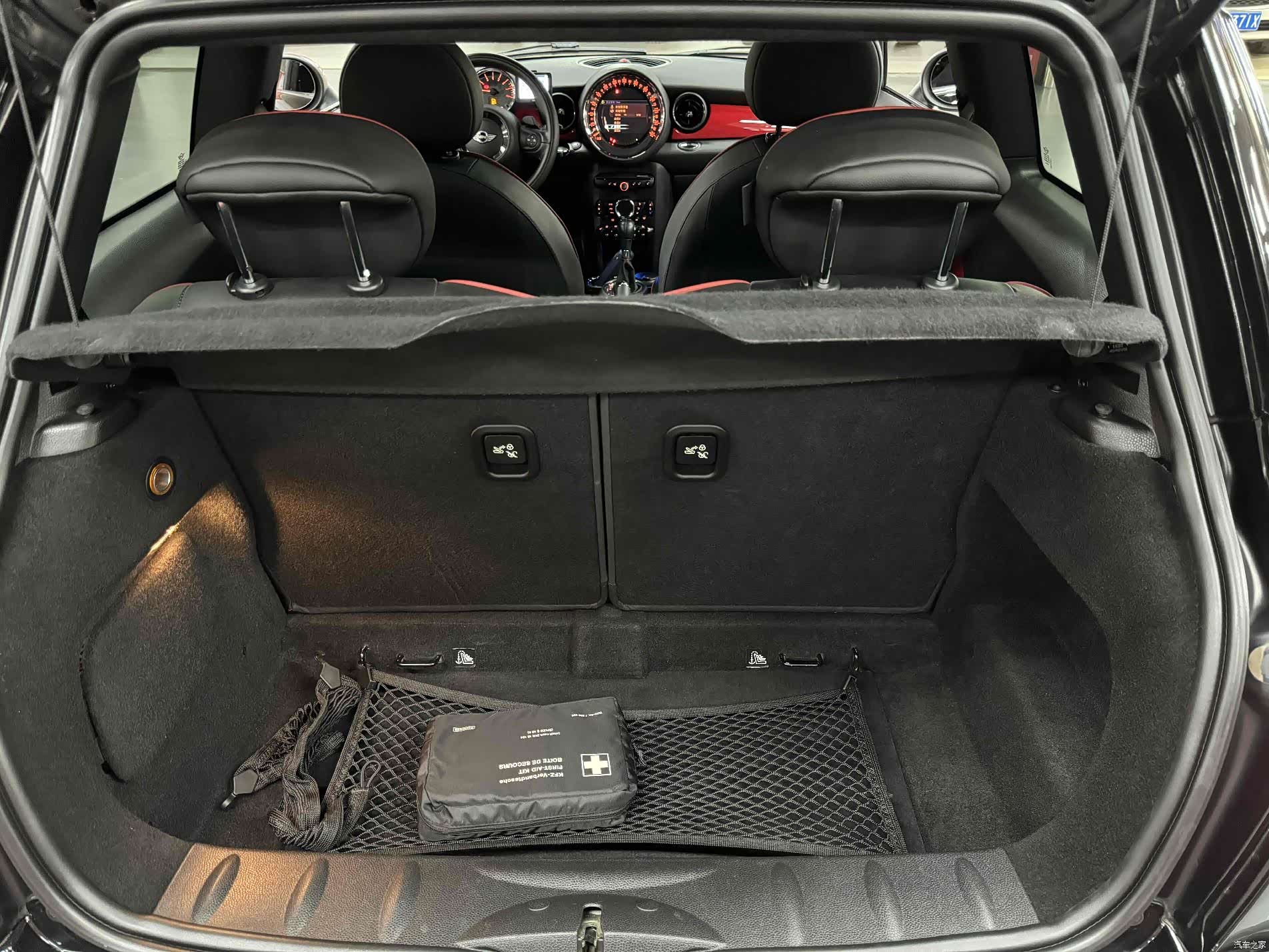 Mini Cooper, 2014 17